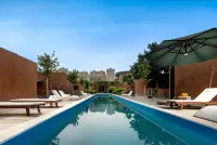 Sansheng Baijianli B&B (Aksu Old Street Night Market) - مسبح