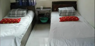 Yueyang Hotel (Jinzhong Qingyuan Alley Shop) Hotels in Yuci Railway Station