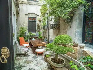 Floral Lux Hotel· Tongli Mingyuan Homestay