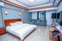 Zhujia Courtyard Hotels near Langqiao Passenger Transport Terminal