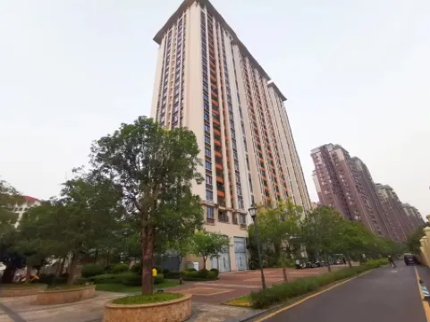 อพาร์ตเมนต์นานาชาติเอเมอรัลด์เลค (สาขาได่าหวาน วั่นดาพลาซ่า)