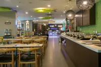 Sky Hotel - breakfast