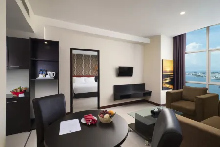 Best Western The Lagoon Hotel Отели в г. Манадо