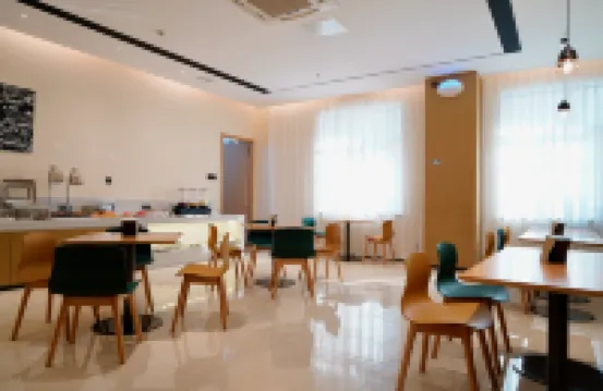 City Comfort Inn Hotel (Hechi Yizhou Sports Center)