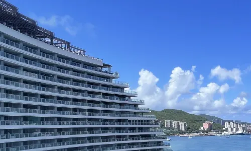 Central Coast Sea View Hotel