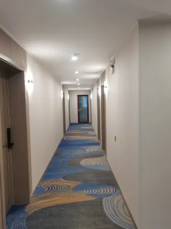 Kaiman Hotel (Jiyuan Vocational and Technical College Qinyuan Campus) Отели рядом с достопримечательностью «Huanghe Institute of Technology»