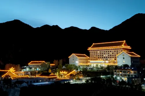 Chengde Jinshuiwan Hot Spring Resort Hôtels à : Longhua