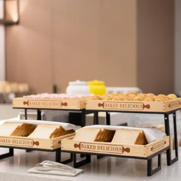 Pingyi Wanda Yuehua Hotel