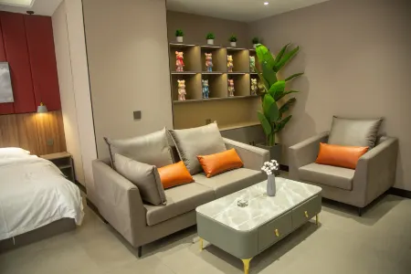 Luohe Lujia Hotel Отели в г. Нехэ