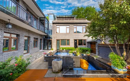 Huayuan Villa the Great Wall