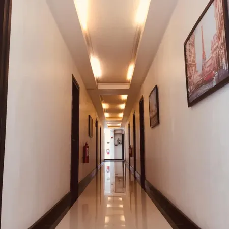 LIVEWIRE PLANET SUITES