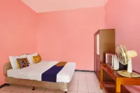 Spot on 91905 Hotel Cipto Arum فنادق في North Cilacap