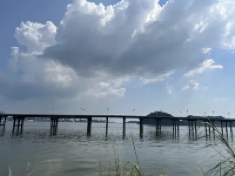 Fangchenggang Hele Seaview Resort