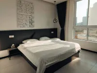 Yijia Hotel Hotels near Henan Institute of Science and Technology