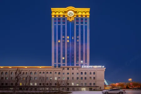 SFEEL Designer Hotel (Holgos National Store) Отели рядом с достопримечательностью «Khorgas National Gate Scenic Area»