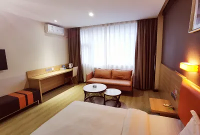 Luoyang Boyue Premium Hotel (Wanda Plaza) Hôtels à proximité de : Luoyang Institute of Science and Technology North Campus