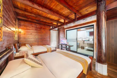 Nabu Homestay Отели рядом с достопримечательностью «Menghanman Tingfota Temple»