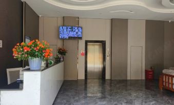Tiantian Theme Hotel