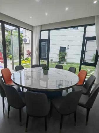 Longlinba Xiaoyinyuye Homestay Отели рядом с достопримечательностью «Fuyang Longlinba Sceneic Area»