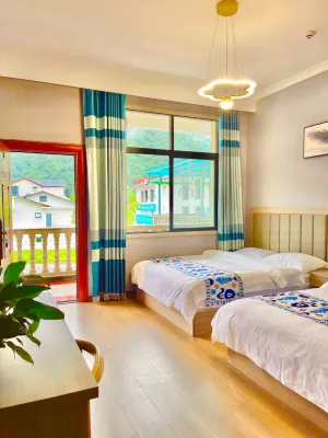Liuba Qinshan Bieyuan Hotels near Lion Ditch Ranch