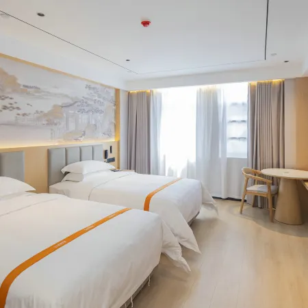 GEM Hotel (Anqing Taihu  Wenboyuan Visitor Center)