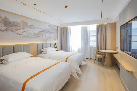 GEM Hotel (Anqing Taihu  Wenboyuan Visitor Center) Отели в г. Тайху