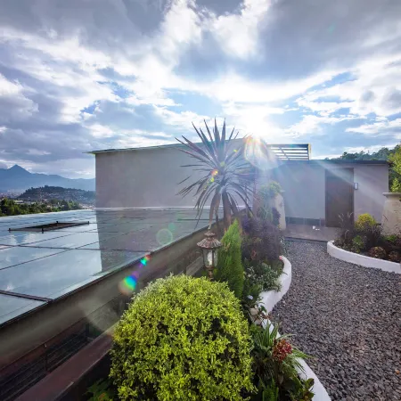 Lijiang LiuLigong 360 degrees Hot Spring Hotel