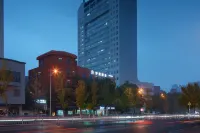 長沙伊麥酒店（省第二人民醫院塗家沖地鐵站店） 鄰近長沙理工大學（金盆嶺校區）-A館（金盆嶺校區）的酒店