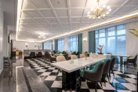 XANA Deluxe Kingbuy Center Nanhai Foshan Hotel