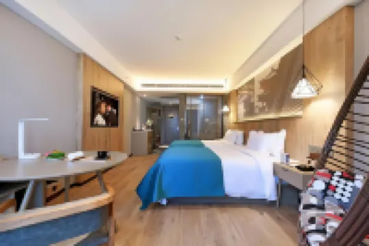 Luoyi Fenghua Hotel (Luoyang Peony Square Branch)