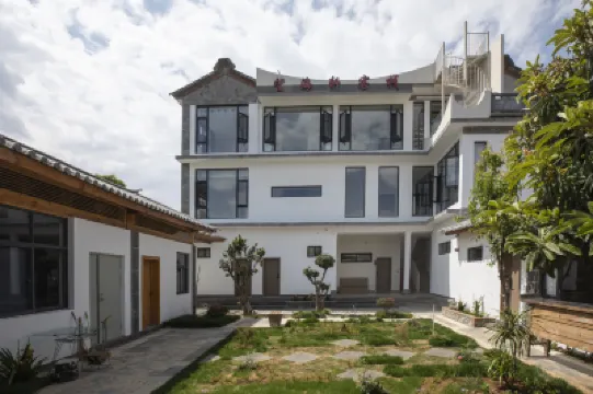 大理望海軒中国式旅館 上関鎮周辺のホテル