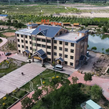 Zhangye Linze Danxia Bay Countryside Hotel