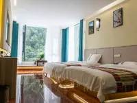 Zhaga Lingzhu Homestay (Zhagana Scenic Area) Hoteles en Diebu