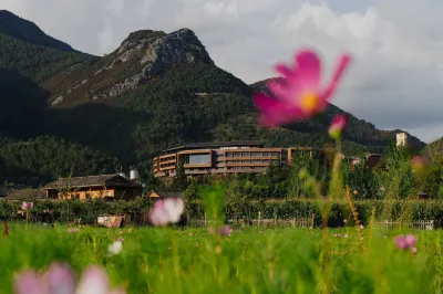 The ArcadiaPlace, Lugu Lake Hotels in Dazu Valentine's Beach