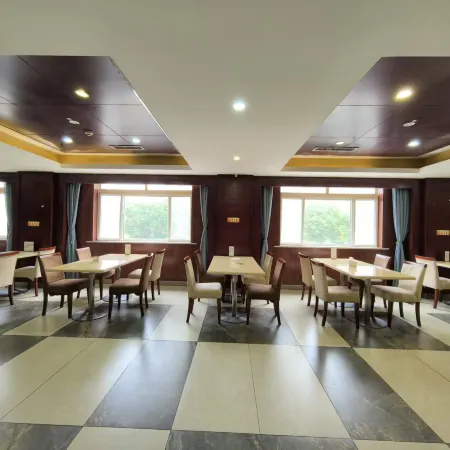 Tianxiang International Hotel (Zhucheng Chaorantai Branch)