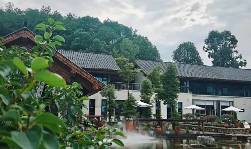 Zigong Xiyue Mountain Residence