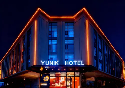 YUNIK Hotel (Taiyuan Liuxiang Zhonglou Street Causeway Bay Plaza Branch) - Barer