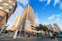 Xingchenju E-Sports & Cinema Homestay (Huaihai North Road, EGao Plaza Branch) - 2 stelle