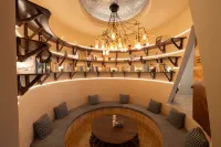 Chunshi · Xitang | Begonia Gallery · Premier Lakeview Holiday Courtyard (Daluoshui, Lugu Lake) - bar