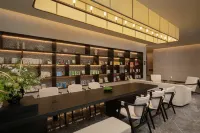 Fuzhou Minhou University Town Gaoxin Avenue Atour Hotel - موقف سيارات