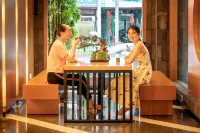 shuangtian yazhu hotel