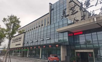 KALMAN BUSINESS HOTEL