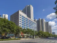 Atour Hotel( Luoyang Longmen Station Municipal Government Branch) Hotels near Luo Long