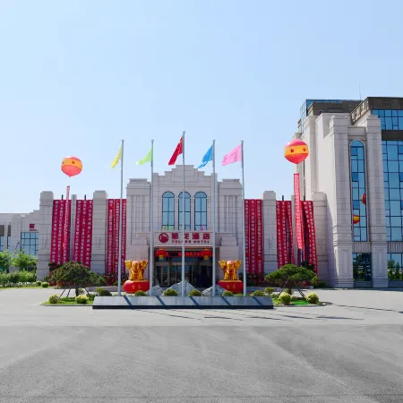 Yulong Hotel
