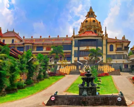 Vanda Gardenia Hotel & Resort Hotels in Trawas