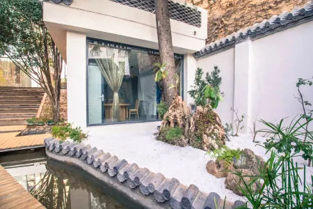 Liangshan Prefecture Danruoer Homestay