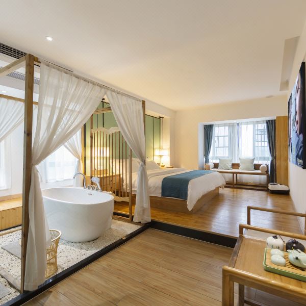 Meiyi Light Luxury Hotel (Zhangjiajie Pedestrian Street Dayong Ancient City Branch)