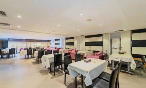 Comfort International Hotel (Nanzhuang Checheng) - Housity