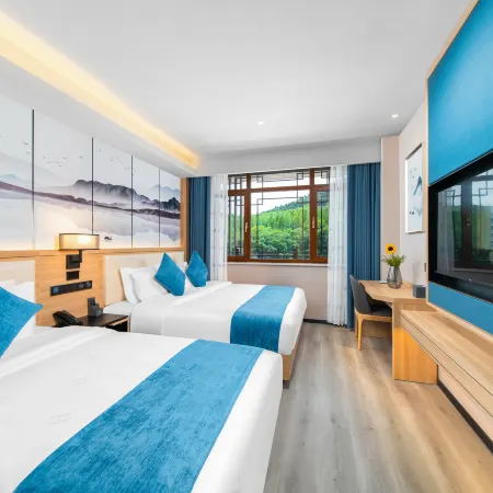 Huangcheng Xiangfu H Hotel (Mang River Scenic Area Visitor Center)