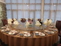 Natural Life in The Mountains